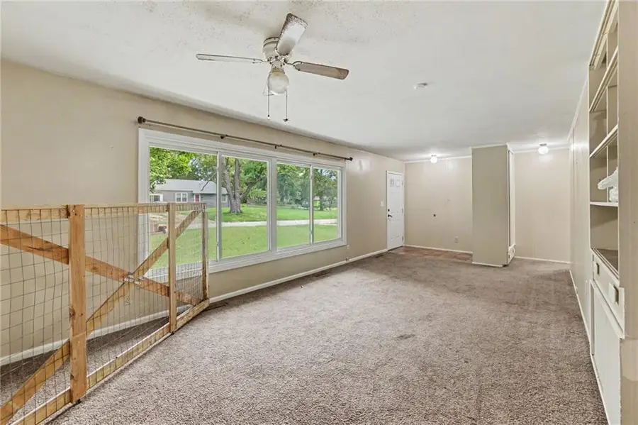 4411 E 138th Street, Grandview, MO 64030 - #3