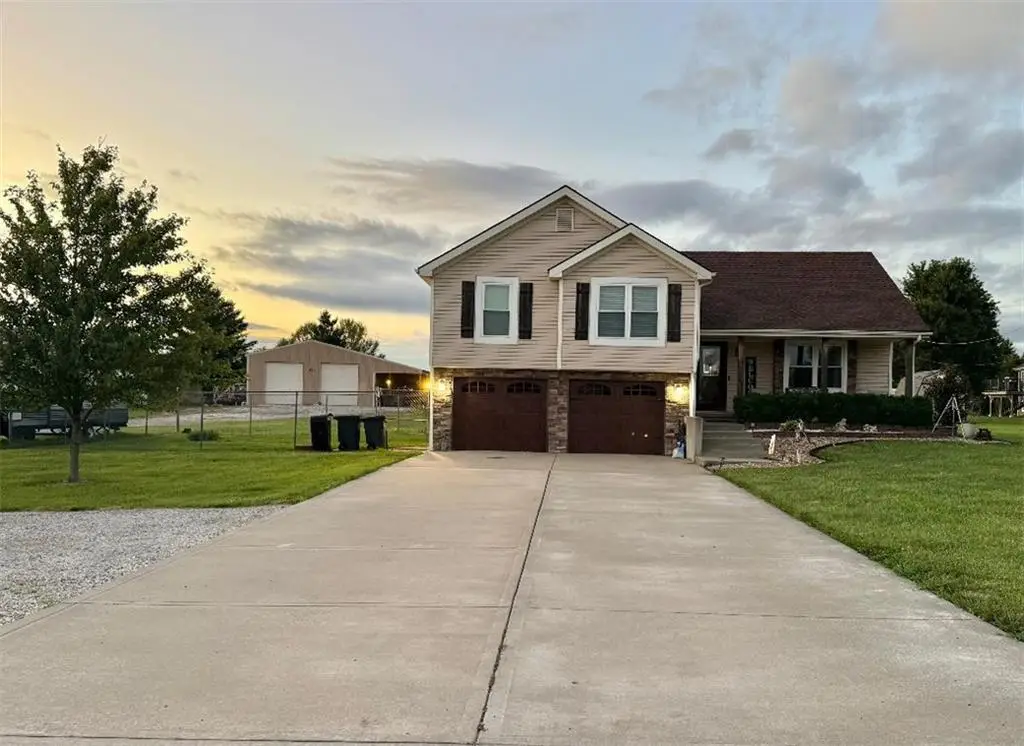 15200 Roger Road, Leavenworth, KS 66048 - #1