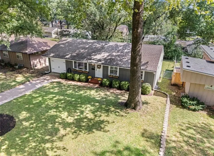 6141 Catalina Street, Fairway, KS 66205 - #2