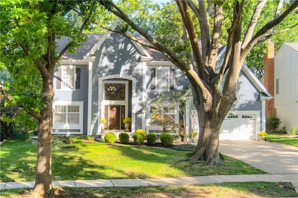 5418 W 131st Terrace, Overland Park, KS 66209