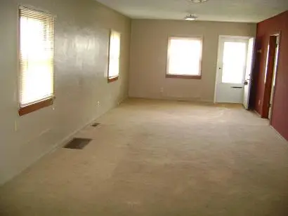 302 E Rose Street, Pittsburg, KS 66762 - #2