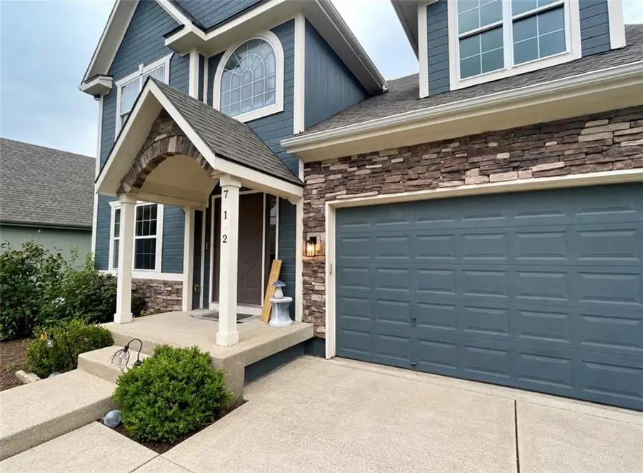 712 S Adams Street, Raymore, MO 64083 - #2