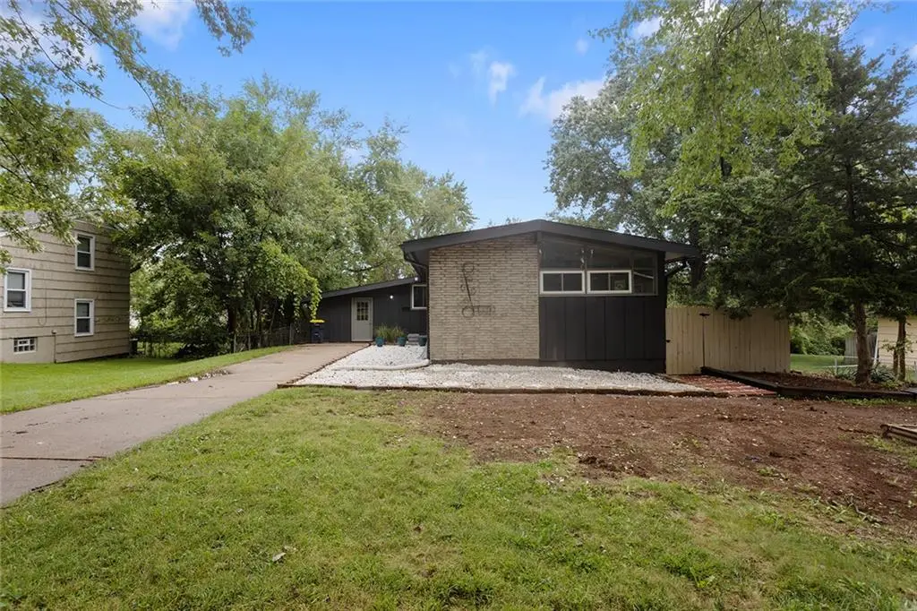 6100 E 97th Street, Kansas City, MO 64134 - #1
