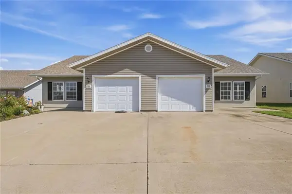 708 Meadow Court, Peculiar, MO 64078
