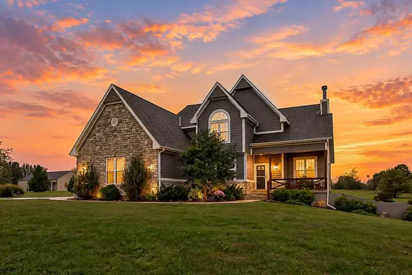 32360 Keystone Drive, Louisburg, KS 66053