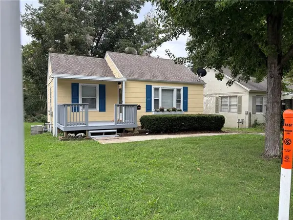 10821 E 19th Street, Independence, MO 64052