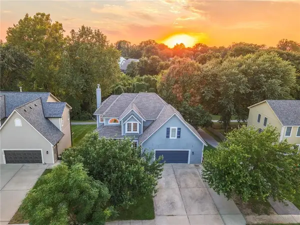 1100 Silverleaf Lane, Liberty, MO 64068