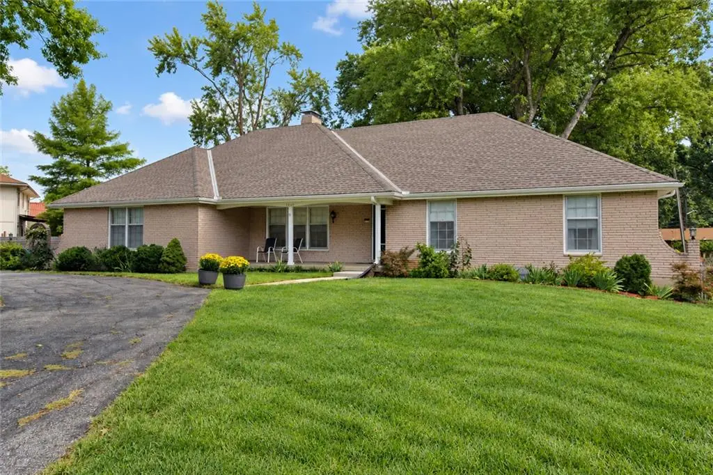 3609 Blue Ridge Boulevard, Independence, MO 64052 - #1