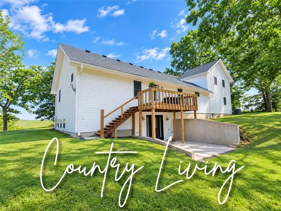 471 E 971st Road, Clinton, MO 64735 - #2
