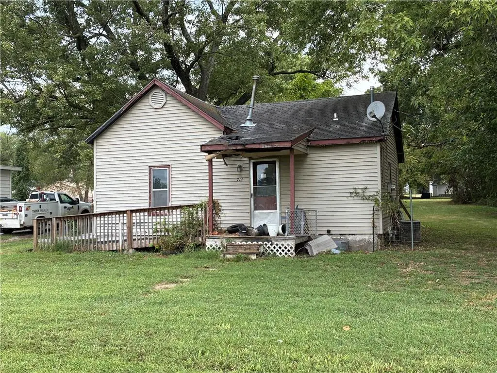713 E Jefferson Street, Clinton, MO 64788 - #1