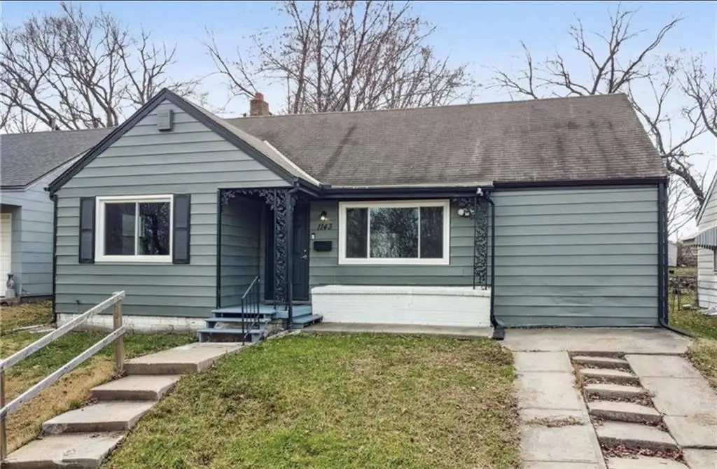 1143 E 65th Street, Kansas City, MO 64131 - #1