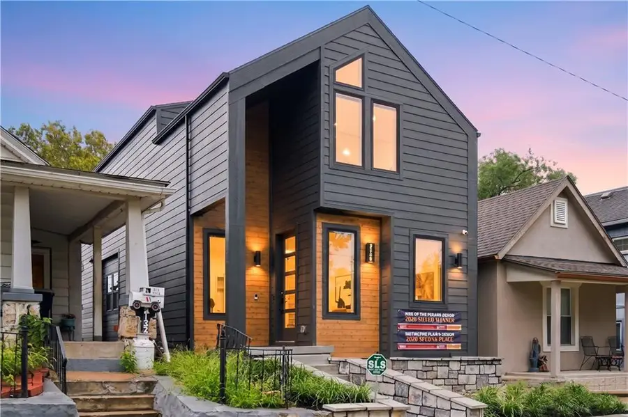 2135 Madison Avenue, Kansas City, MO 64108 - #2