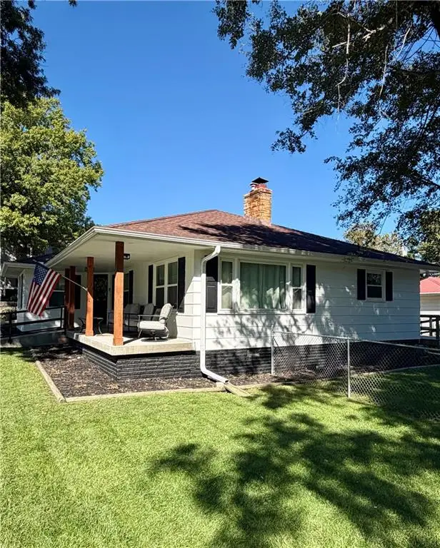 207 S 5th Street, Savannah, MO 64485 - #3