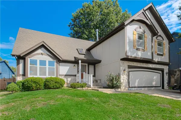 17512 113th Street, Olathe, KS 66061