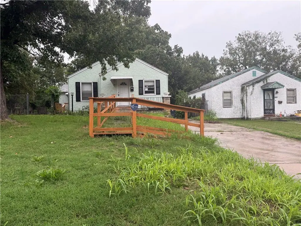 4421 College Avenue, Kansas City, MO 64130 - #1