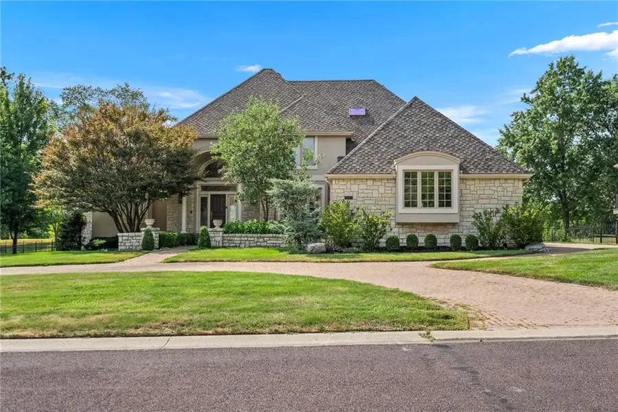 6509 W 132nd Terrace, Leawood, KS 66209 - #2