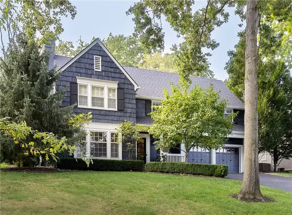 5310 Mission Woods Road, Mission Woods, KS 66205