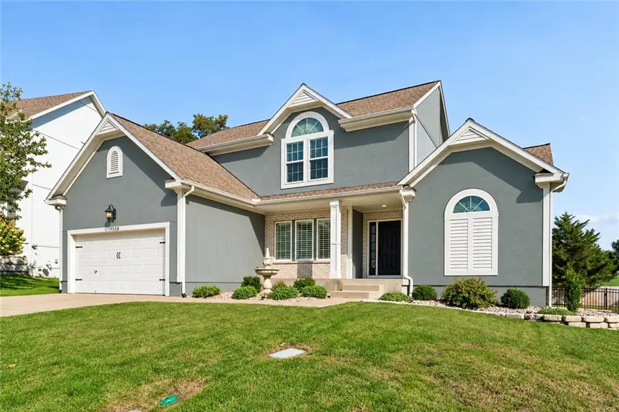 19508 W 96th Terrace, Lenexa, KS 66220 - #2