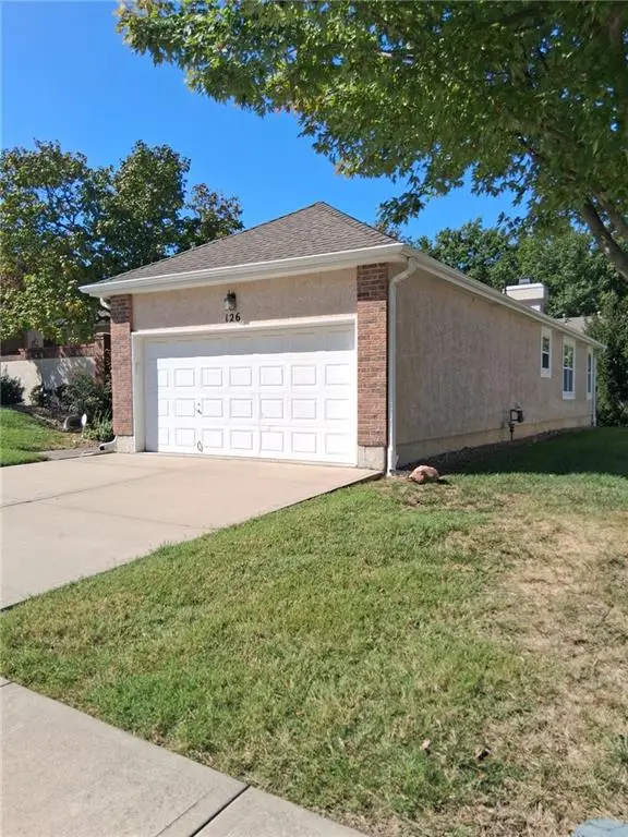 126 SW Hillcrest Lane, Lees Summit, MO 64063 - #3