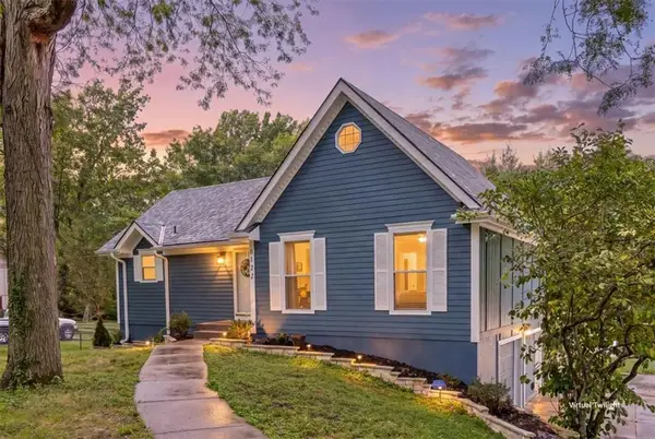 5122 Hardy Street, Overland Park, KS 66202