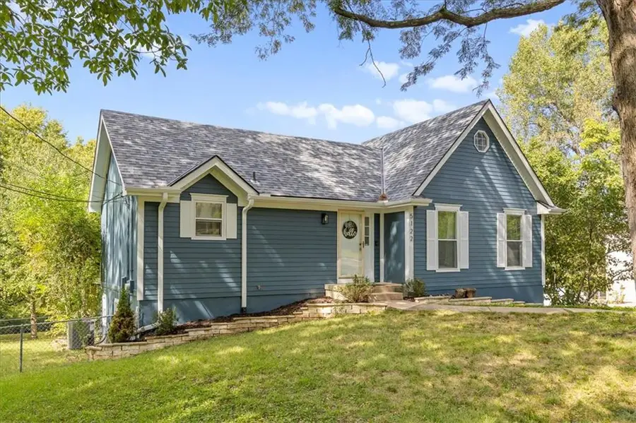 5122 Hardy Street, Overland Park, KS 66202 - #2