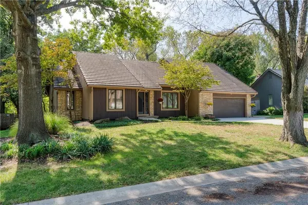 11269 Hadley Street, Overland Park, KS 66210