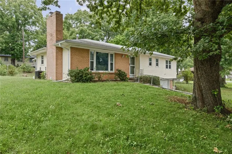 6526 Garfield Drive, Kansas City, KS 66102 - #3