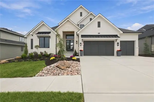 17701 Knox Street, Overland Park, KS 66221