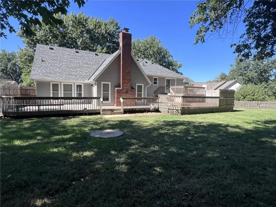 5755 Richards Circle, Shawnee, KS 66216 - #2