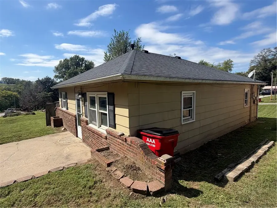 218 Highland Avenue, Lexington, MO 64067 - #2