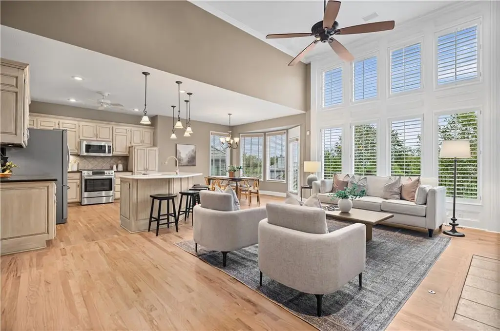 20306 W 99th Terrace, Lenexa, KS 66220 - #1