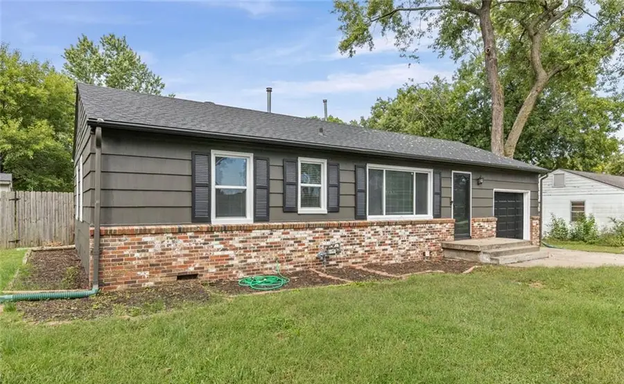 11804 Lawndale Avenue, Kansas City, MO 64137 - #2