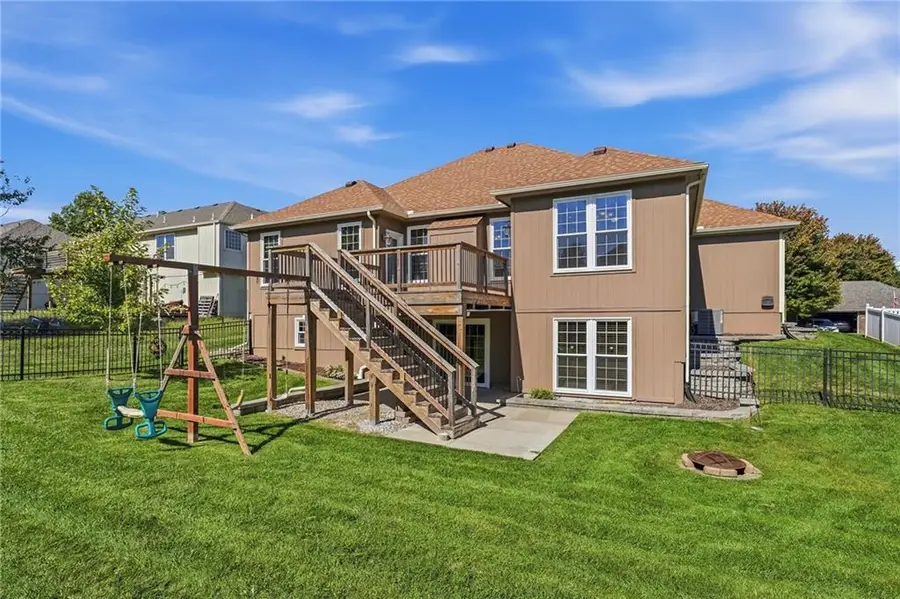 1301 SW 7th Street, Oak Grove, MO 64075 - #3