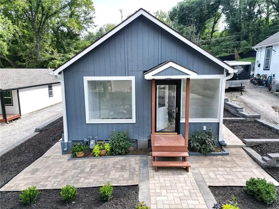 1033 Tenny Avenue, Kansas City, KS 66102 - #2