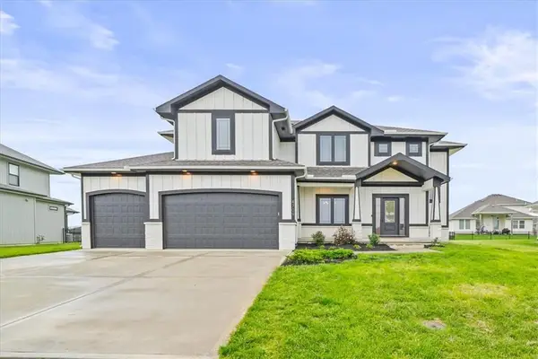 4709 NE Freehold Drive, Lee's Summit, MO 64064