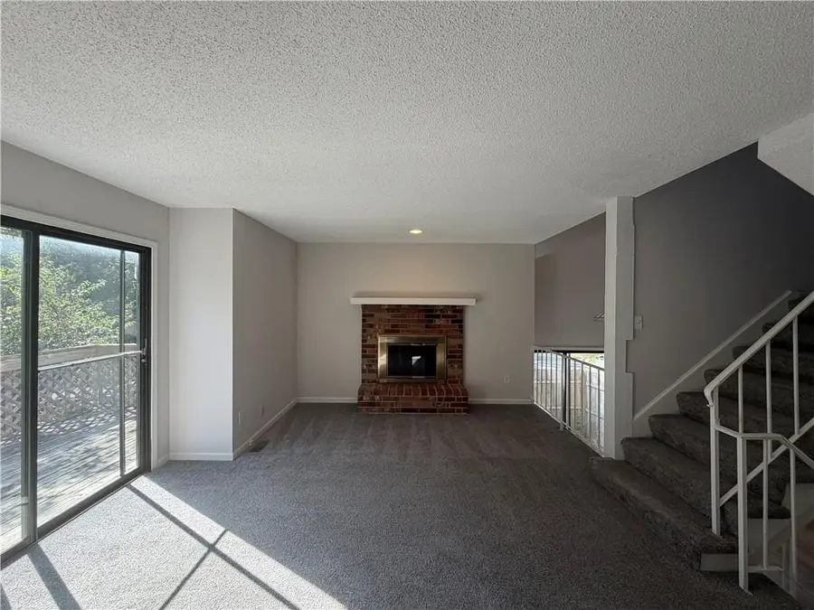10002 W 86th Street, Overland Park, KS 66212 - #3