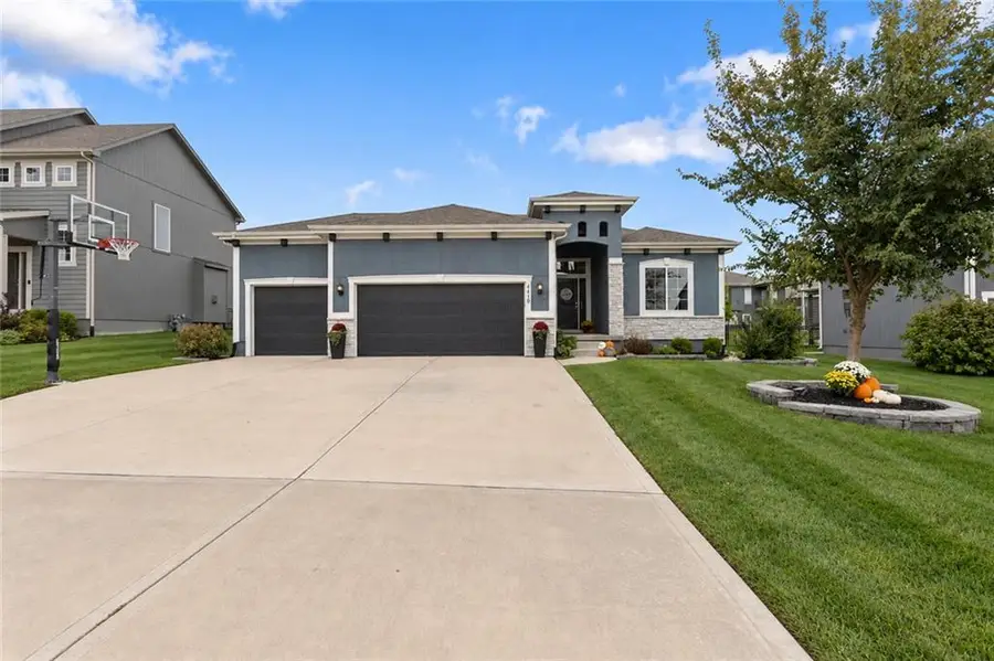 4410 SW Amethyst Drive, Lees Summit, MO 64082 - #2