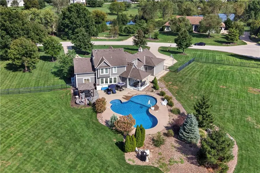17872 Cody Street, Overland Park, KS 66221 - #3