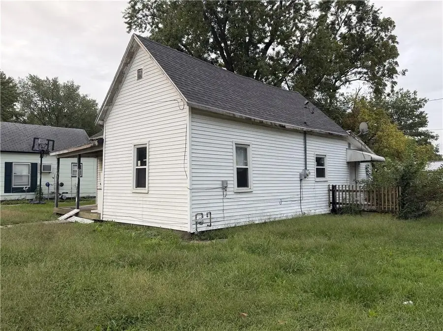 1558 Bryan Street, Chillicothe, MO 64601 - #2