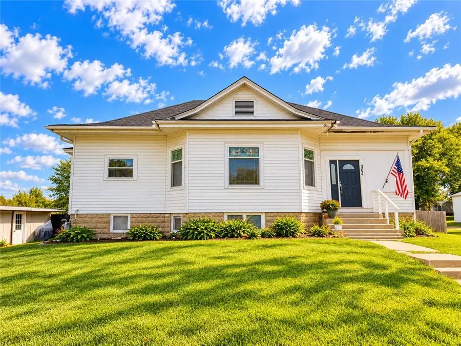 304 N Main Street, Leeton, MO 64761 - #3