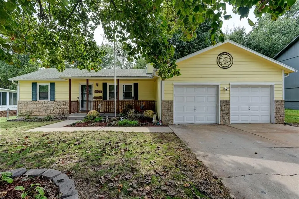 1823 NE Mckee Lane, Lees Summit, MO 64086 - #1