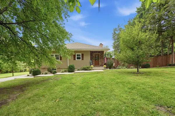 4110 Hughes Road, Leavenworth, KS 66048