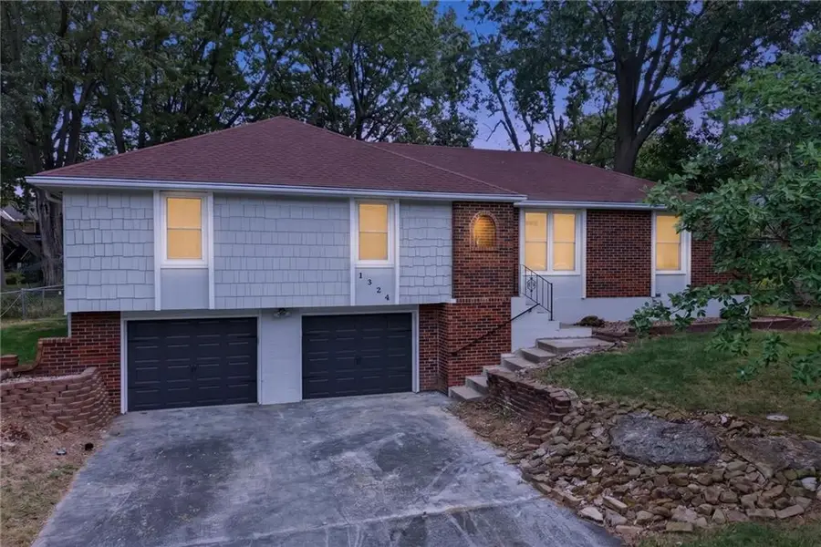 1324 SW 20th Street, Blue Springs, MO 64015 - #2