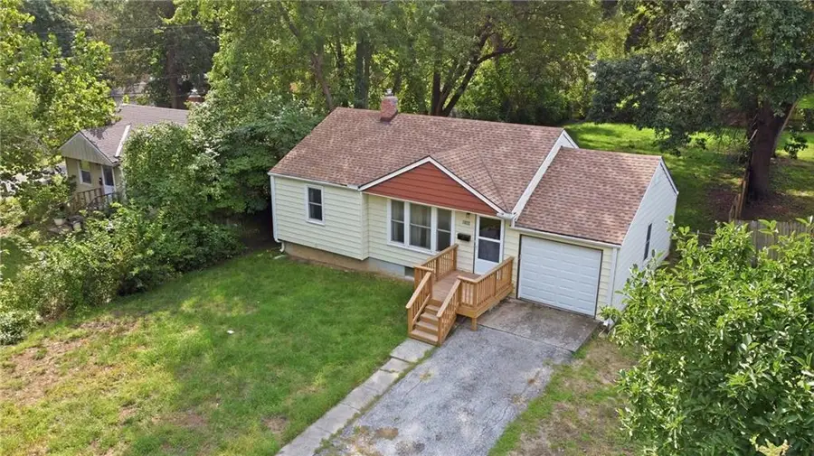 9209 E 67th Terrace, Raytown, MO 64133 - #2