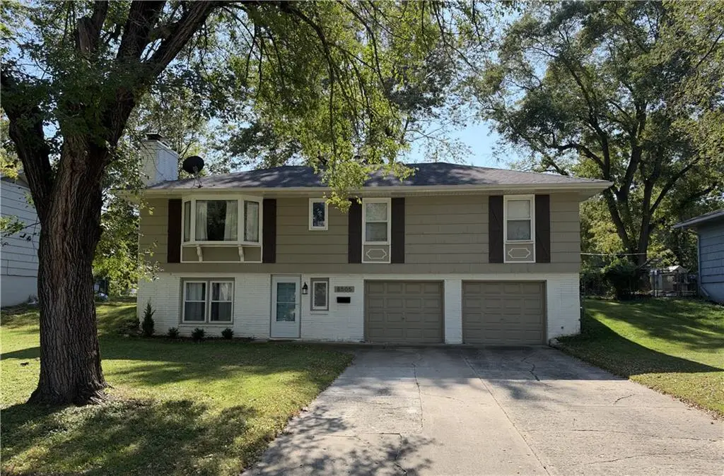 8505 E 109th Street, Kansas City, MO 64134 - #1