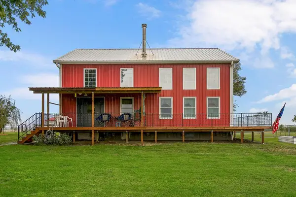 22151 Hand Road, Atchison, KS 66002