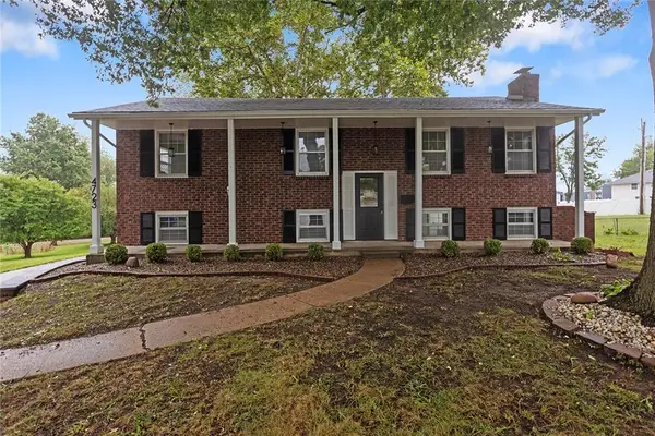 4723 E 138th Terrace, Grandview, MO 64030