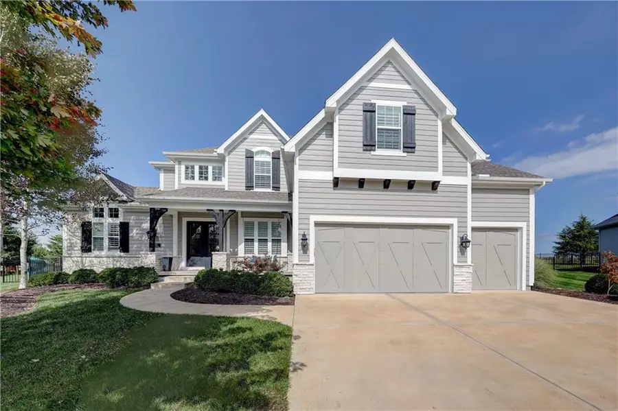 9206 W 177th Terrace, Overland Park, KS 66013 - #2