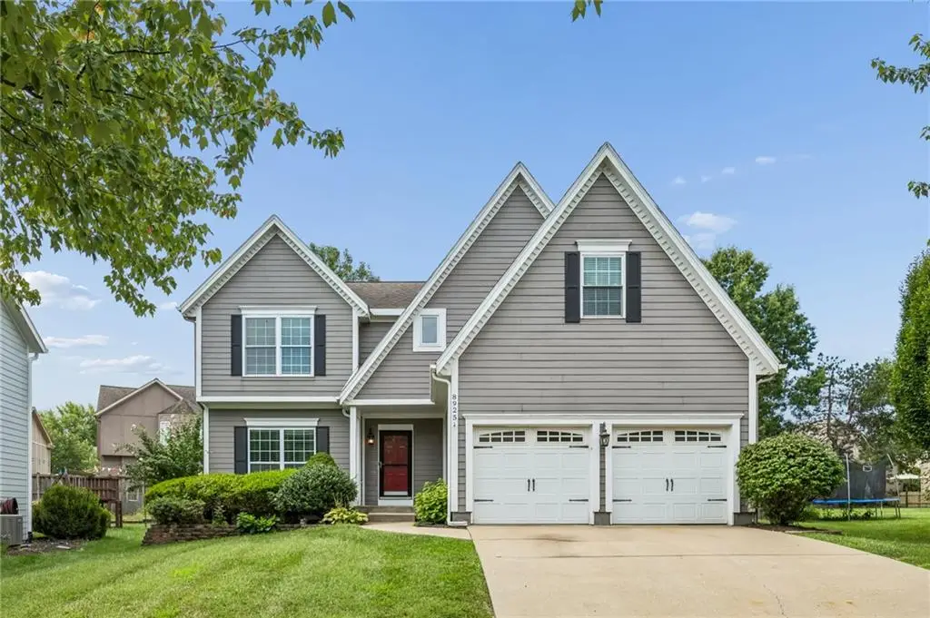 8925 W 132nd Terrace, Overland Park, KS 66213 - #1