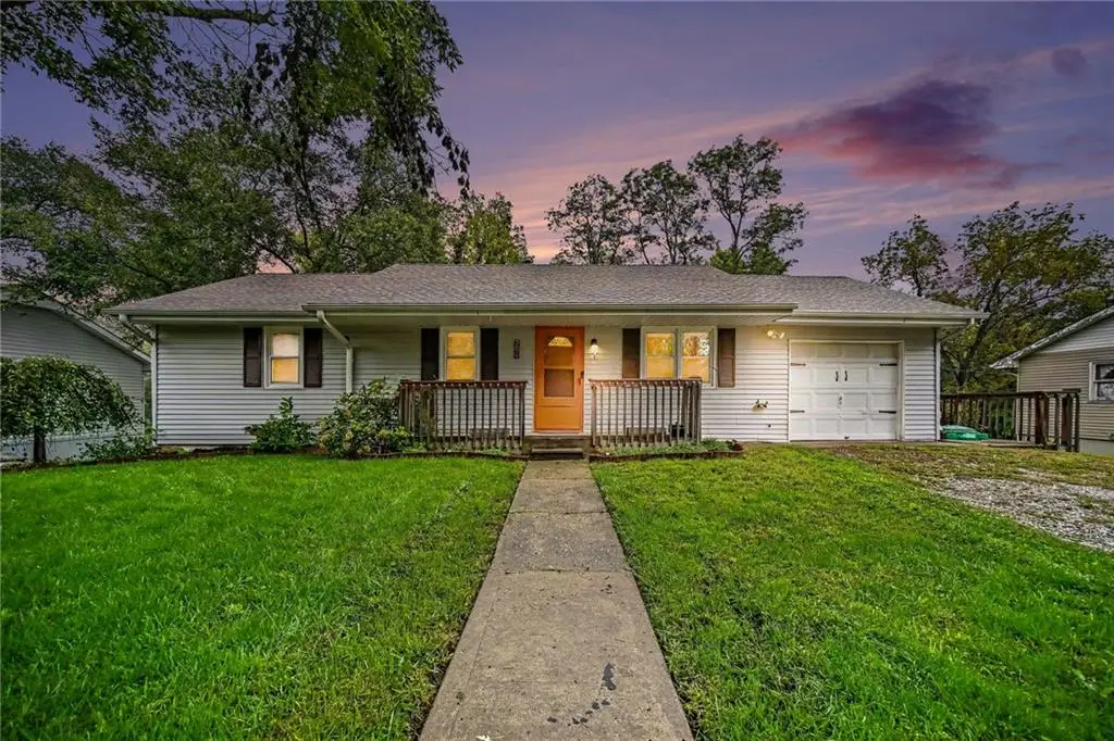206 Vine Street, Platte City, MO 64079 - #1